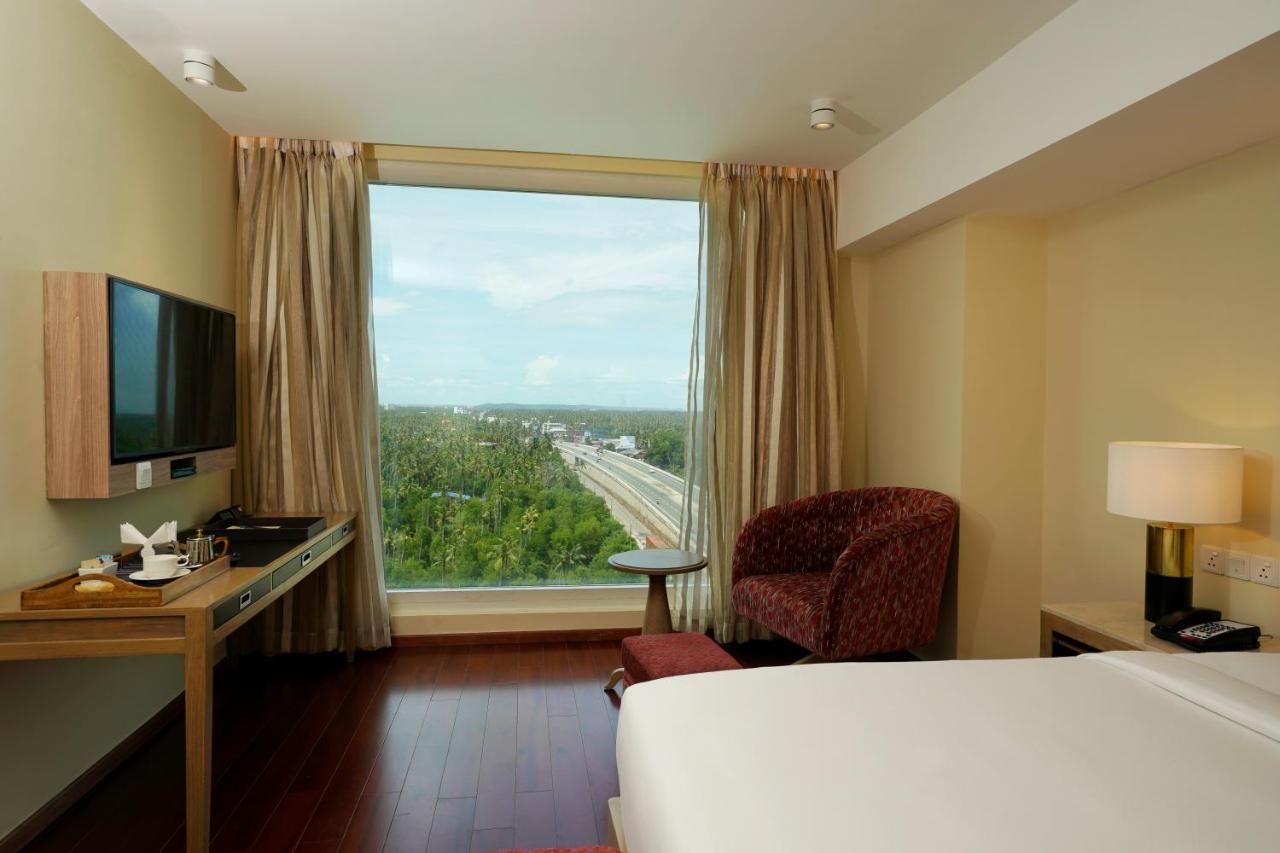 O By Tamara, Trivandrum Thiruvananthapuram Bagian luar foto A room at the hotel